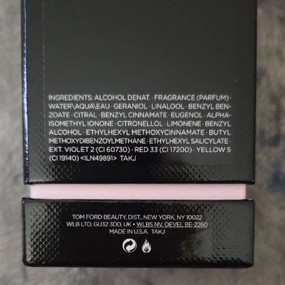 Tom Ford Rose D'Amalfi Perfume with Heart Box - Picture 6 of 6